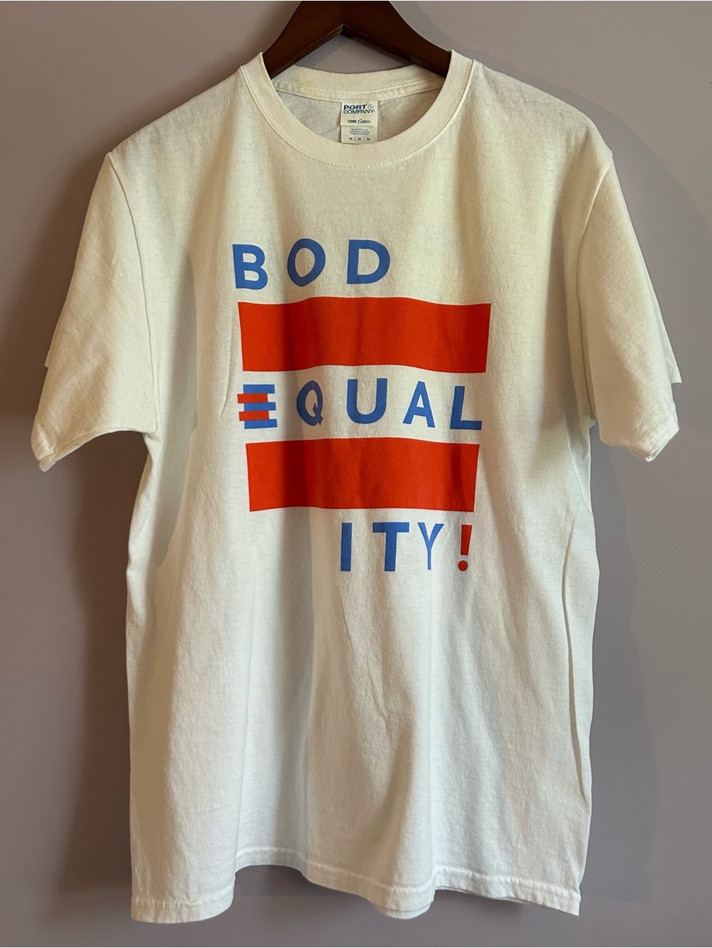 Old Navy Women’s Whit Graphic T-Shirt With Bod Equality Size Medium
